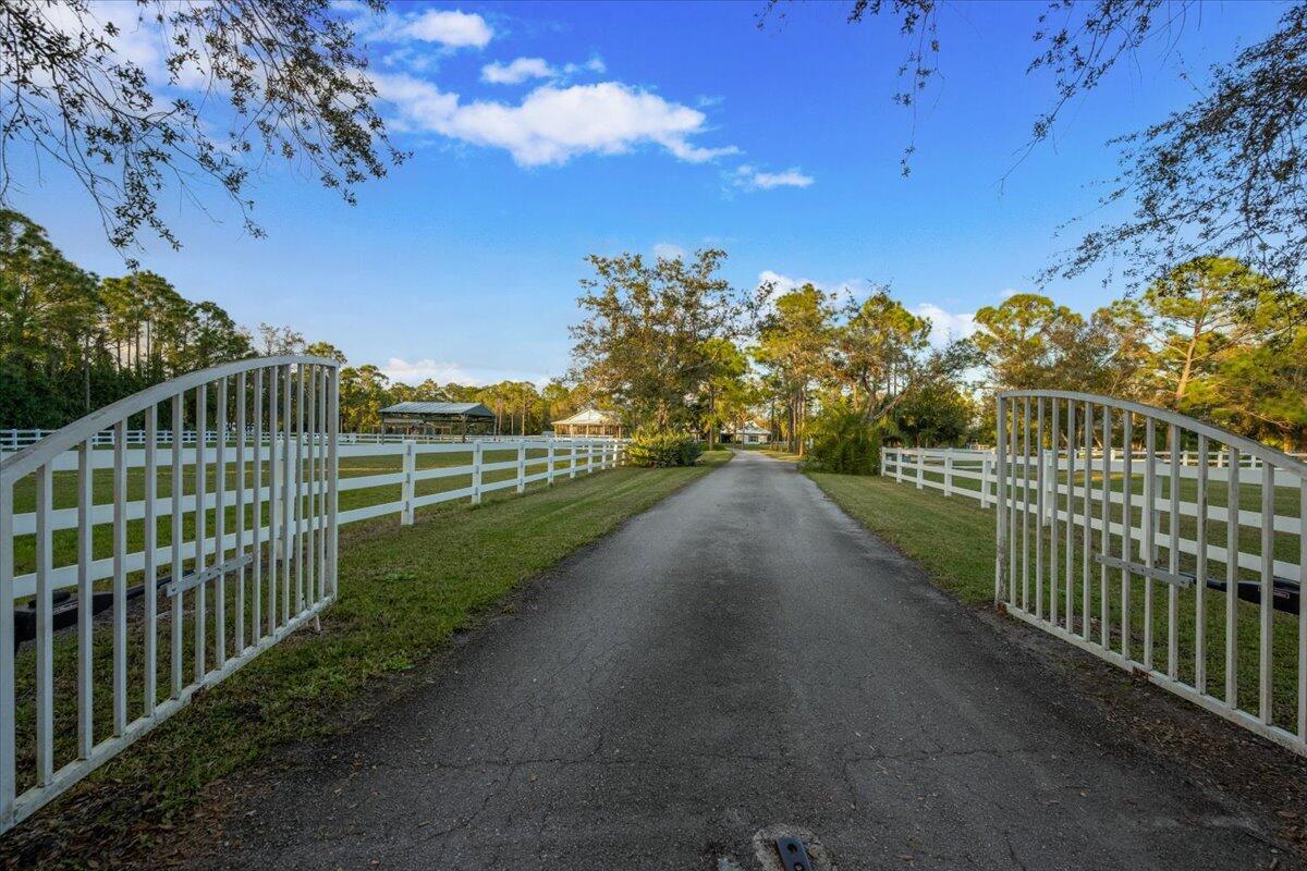 JOHNS COMPOSITE 1 - Residential