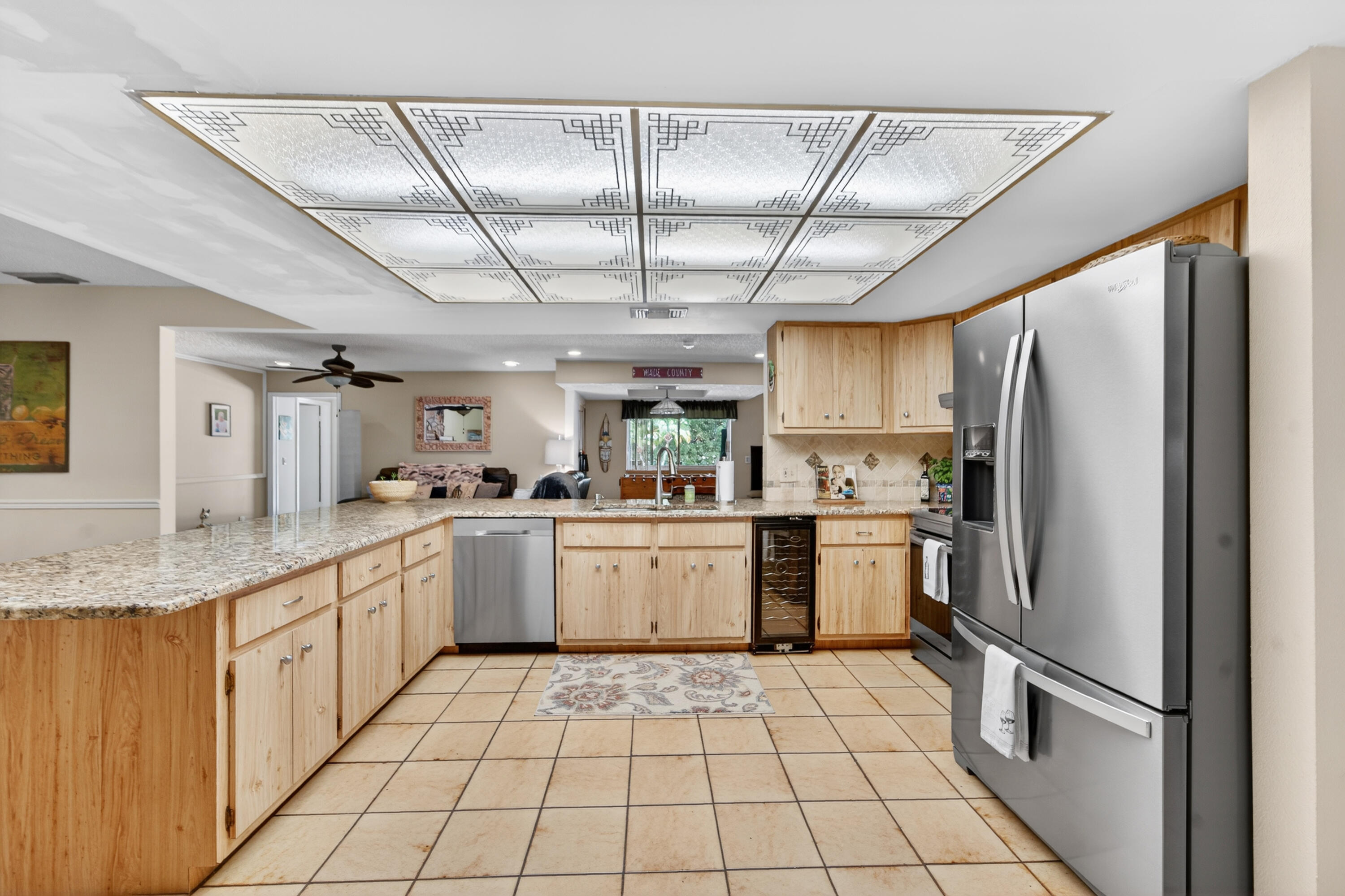 PALM BEACH NATL GOLF AND COUNTRY CLUB ESTATES 1 - Residential