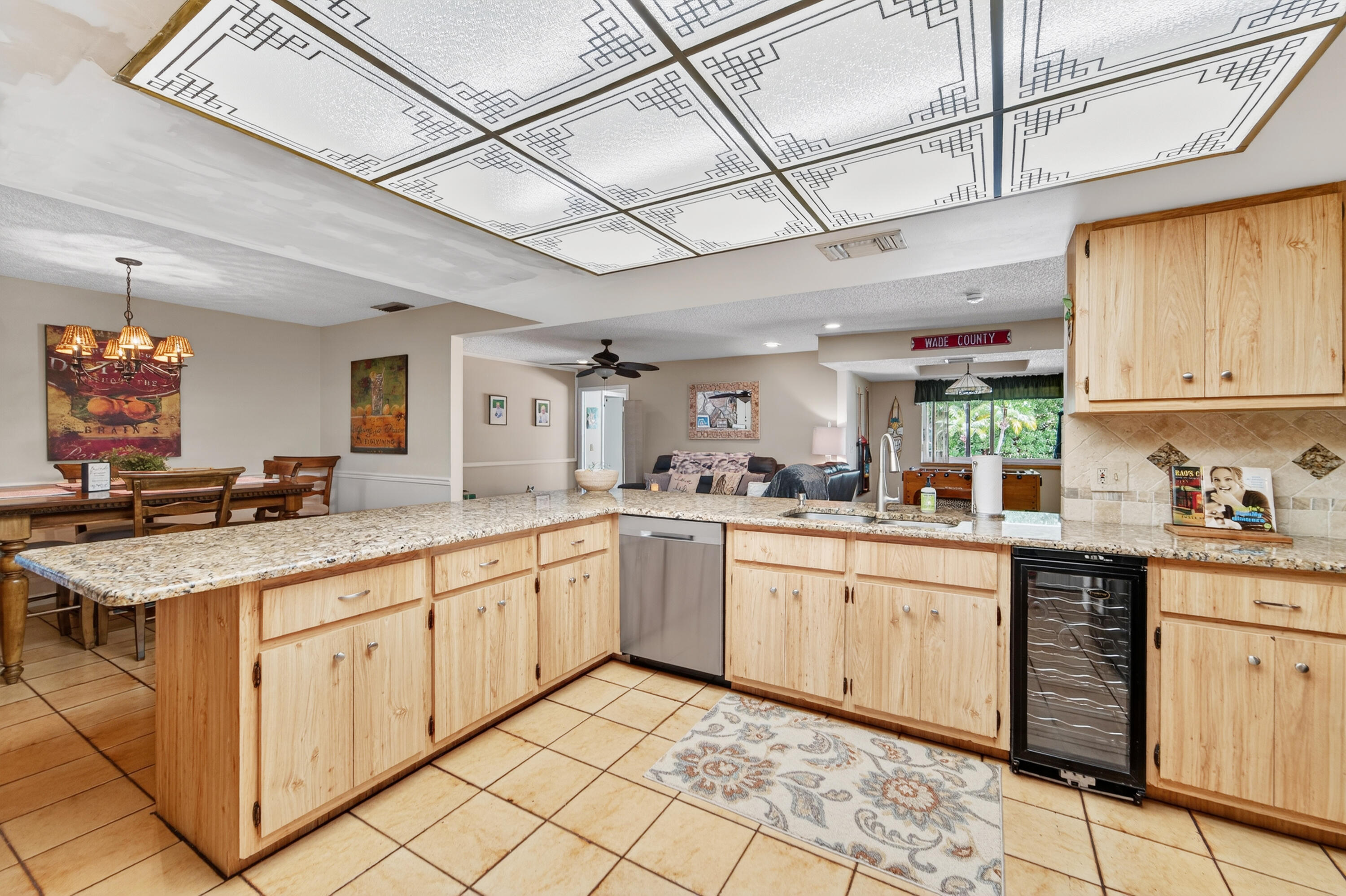 PALM BEACH NATL GOLF AND COUNTRY CLUB ESTATES 1 - Residential