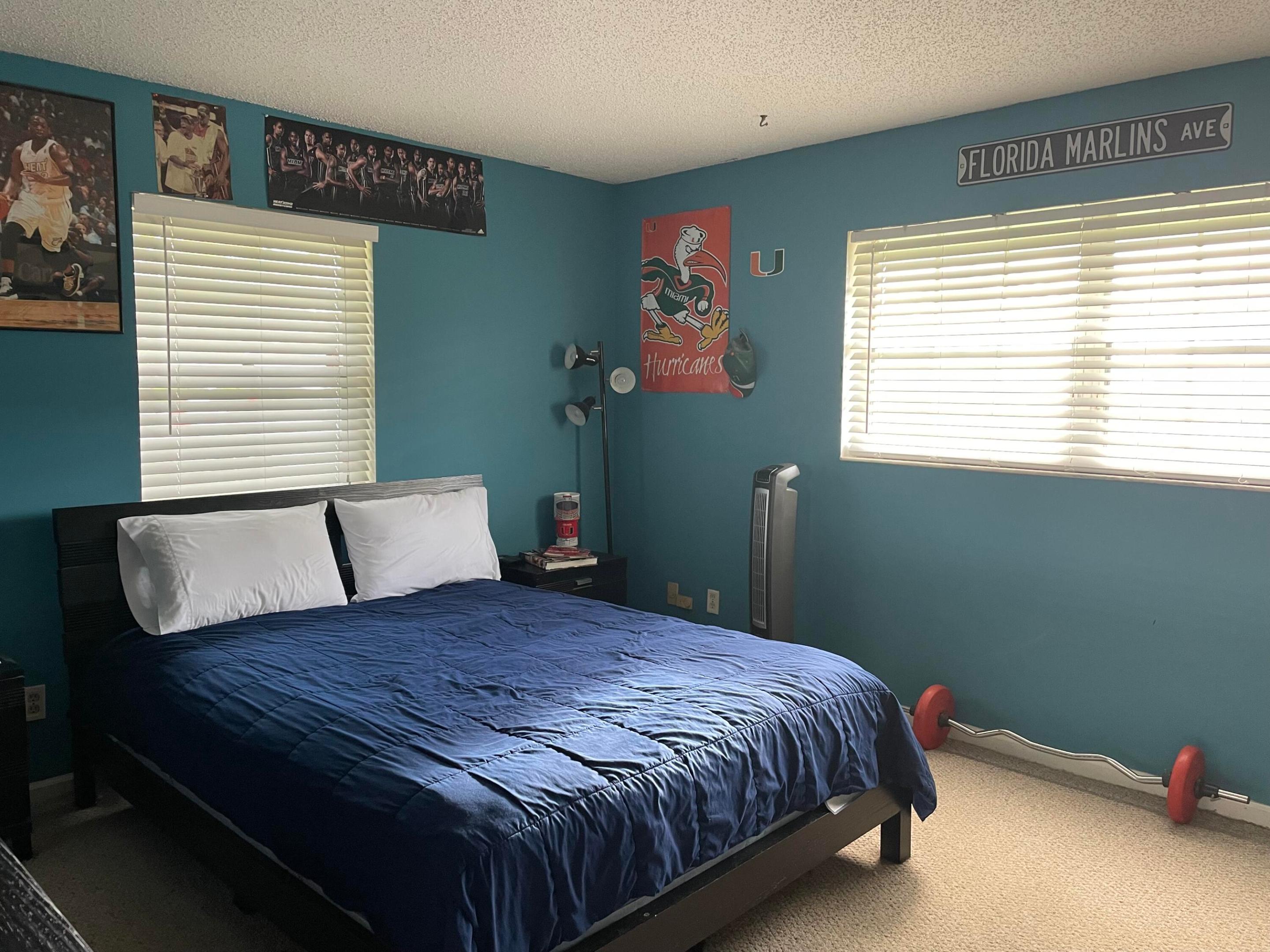 PALM BEACH NATL GOLF AND COUNTRY CLUB ESTATES 1 - Residential