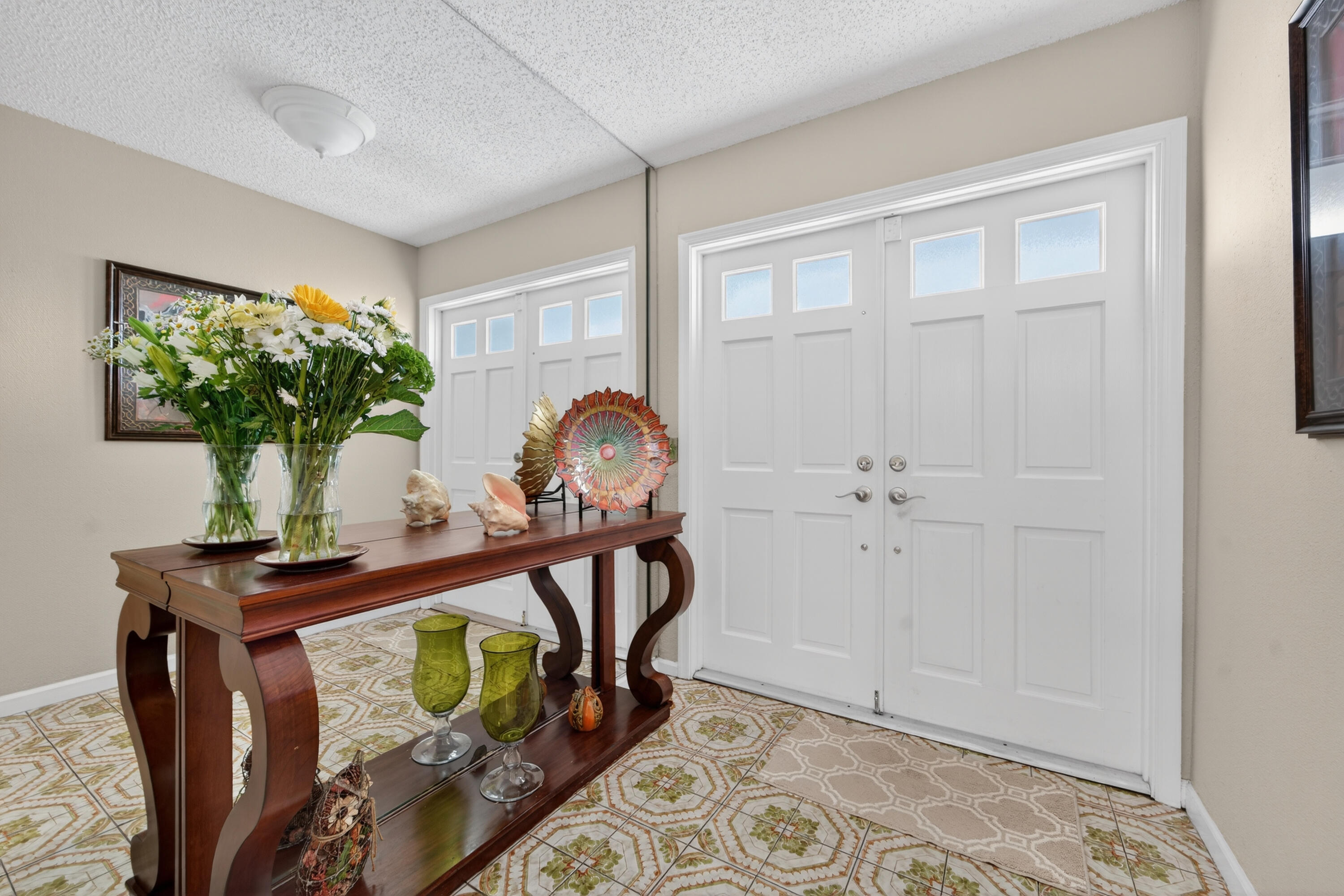 PALM BEACH NATL GOLF AND COUNTRY CLUB ESTATES 1 - Residential