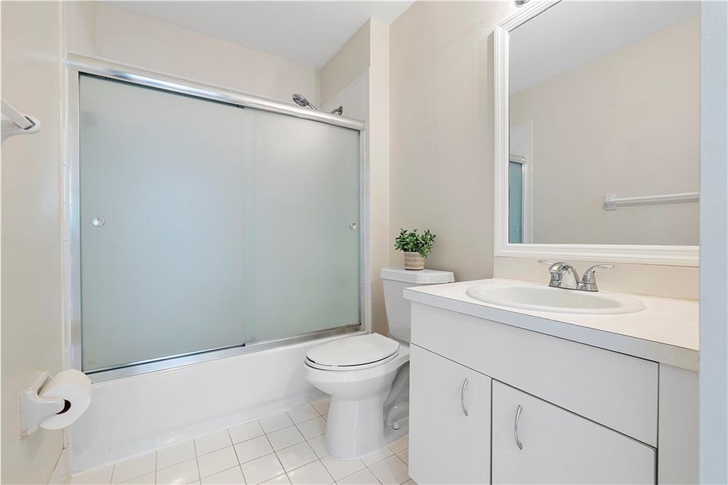 Harbor Island/Turtle Run - Residential Lease