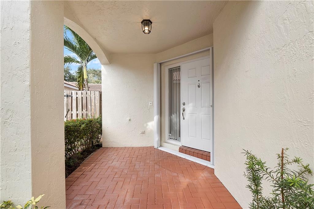 Harbor Island/Turtle Run - Residential Lease