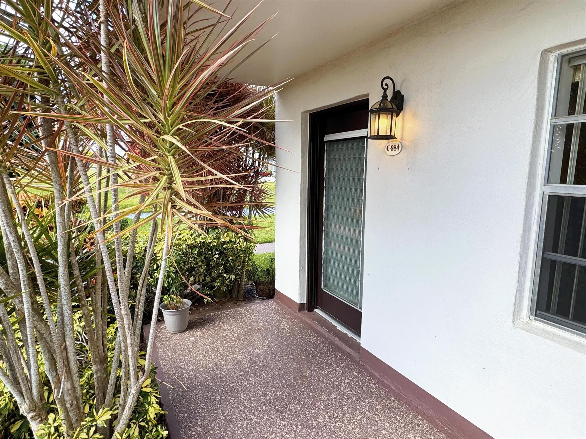 KINGS POINT NORMANDY COND - Residential Lease