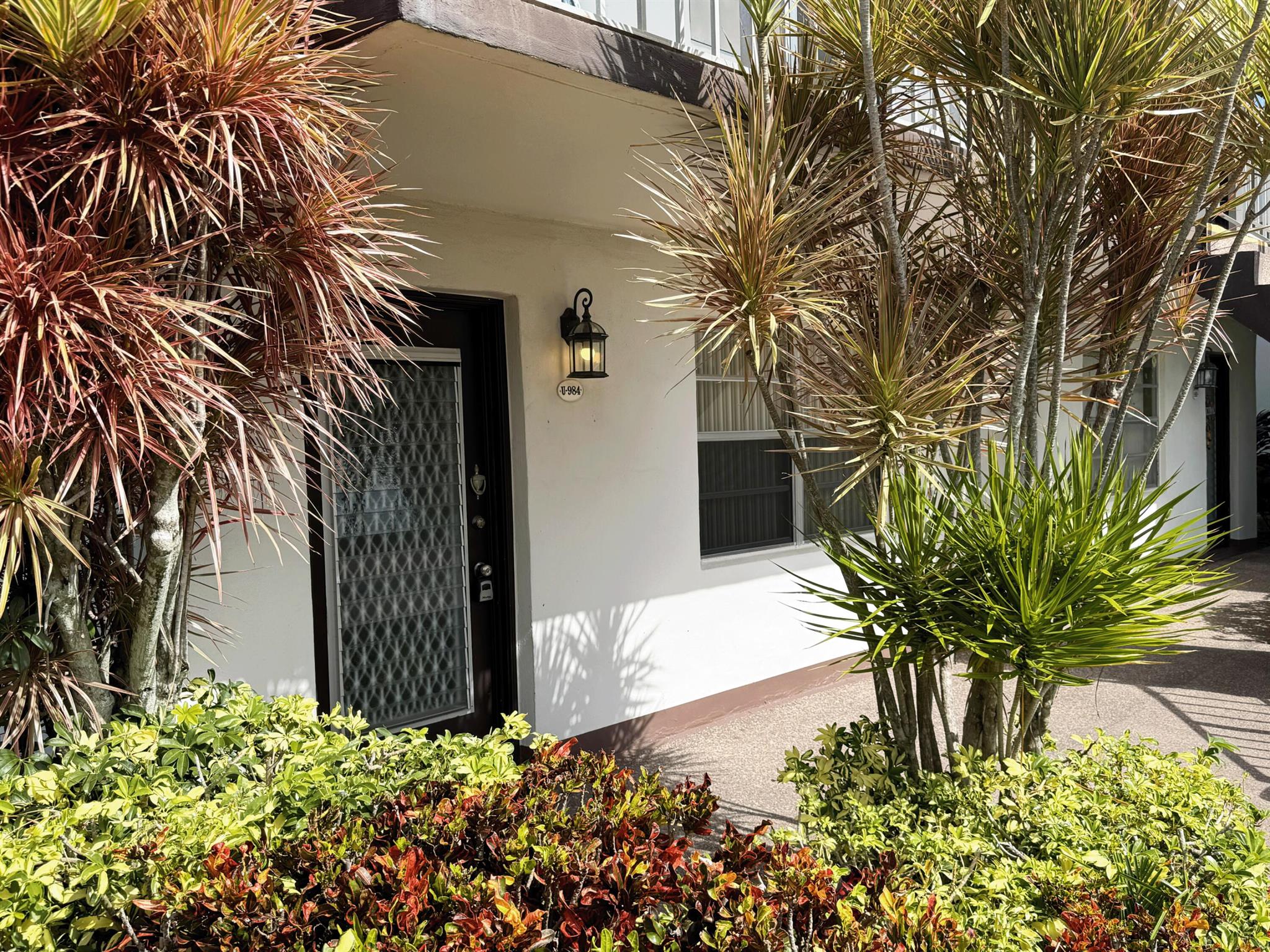 KINGS POINT NORMANDY COND - Residential Lease