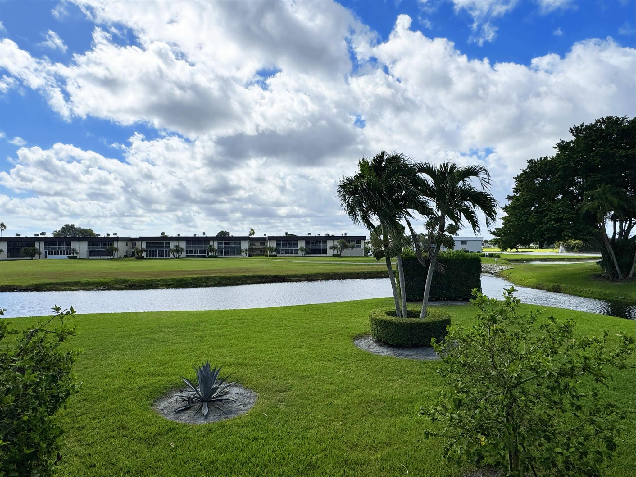 KINGS POINT NORMANDY COND - Residential Lease