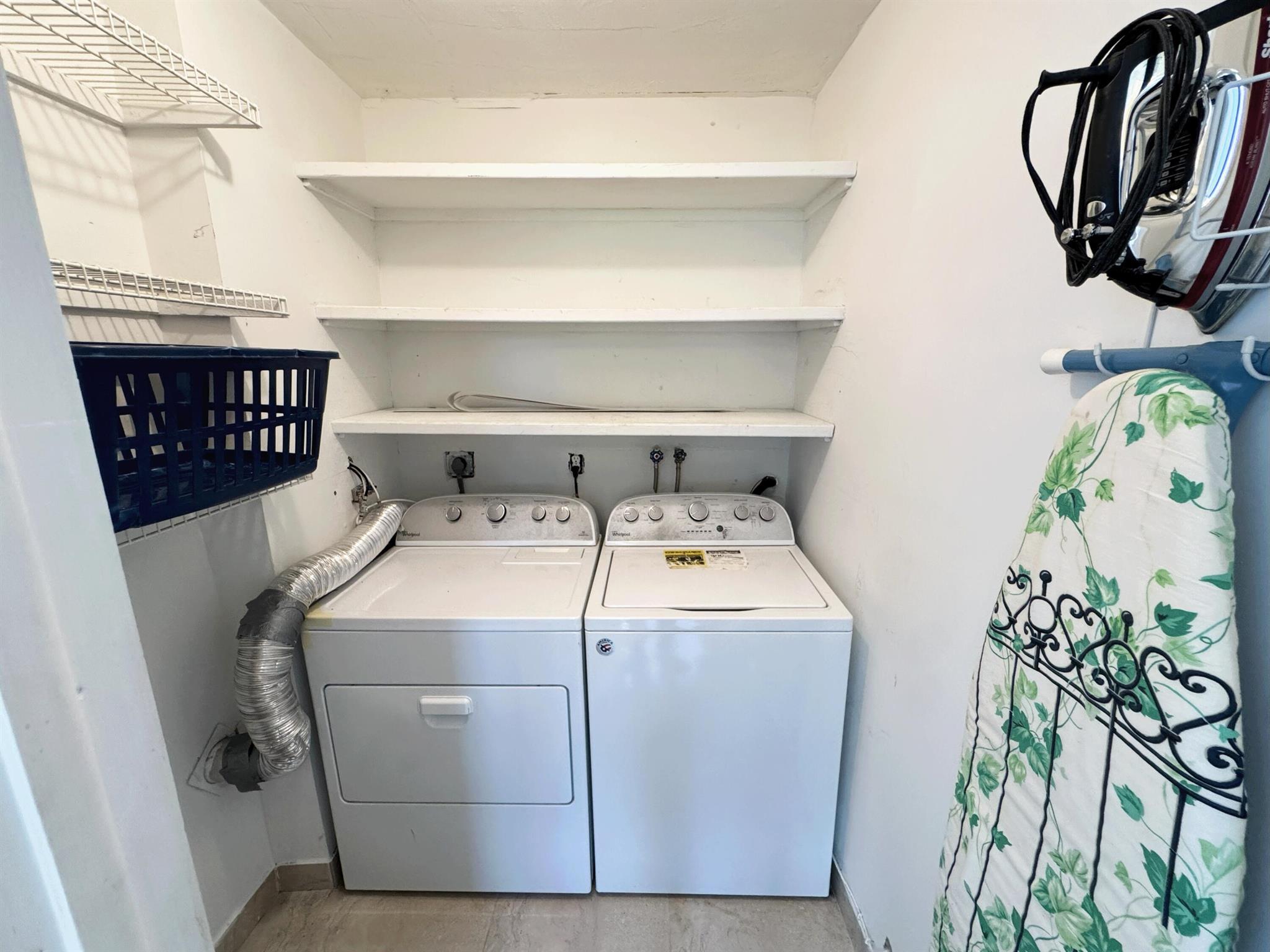 KINGS POINT NORMANDY COND - Residential Lease