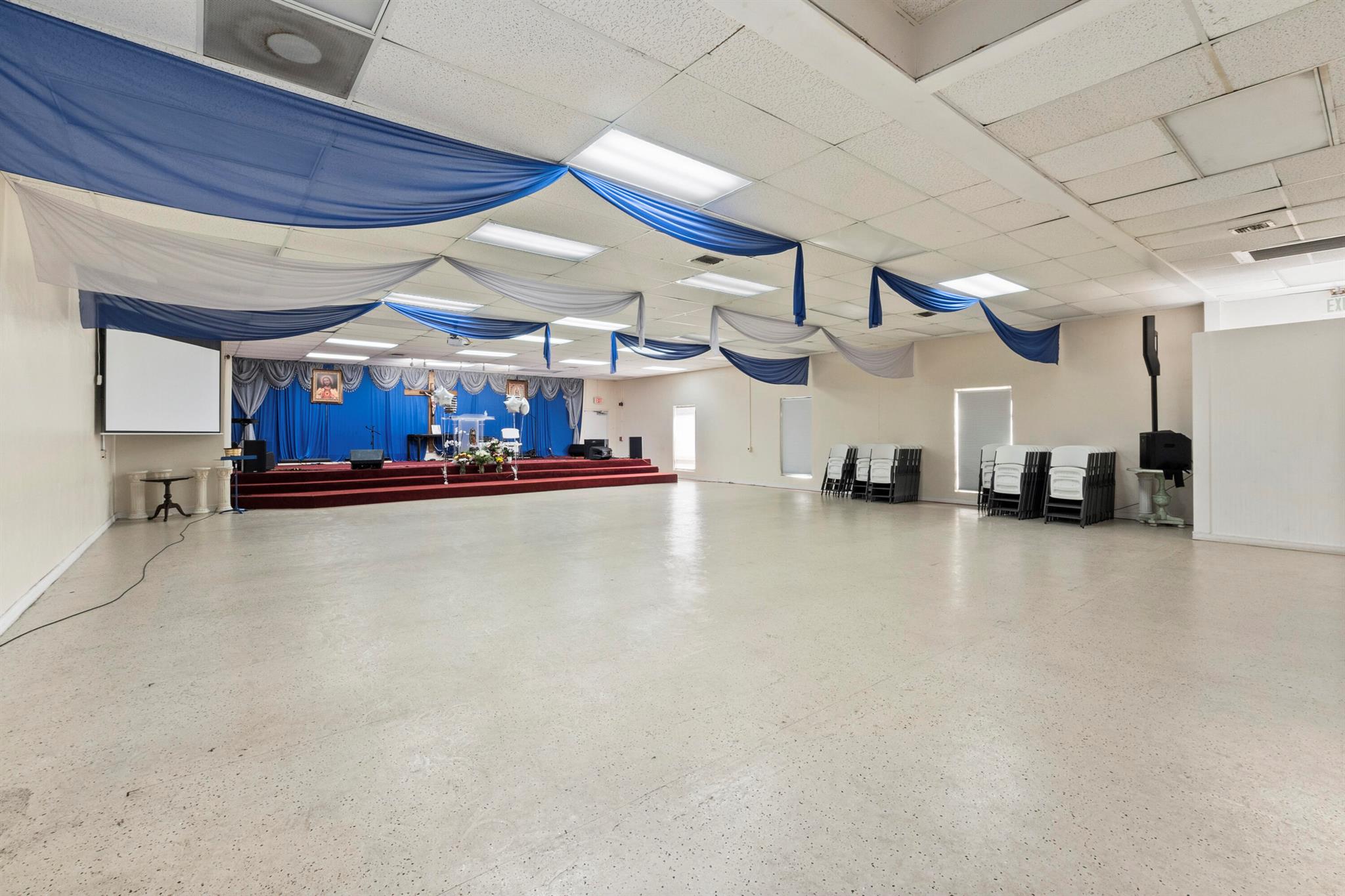 Golden Gate - Commercial Sale