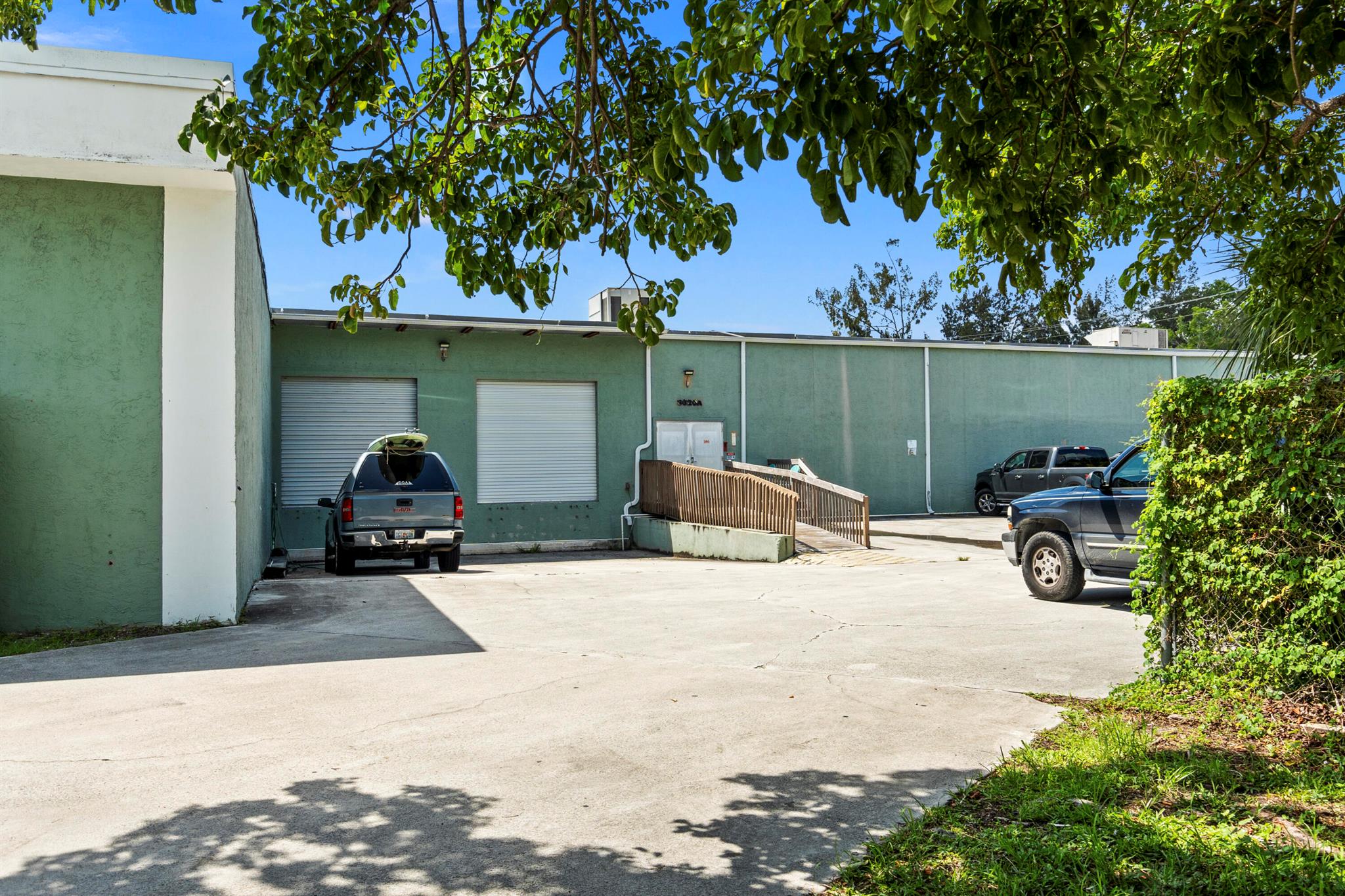 Golden Gate - Commercial Sale