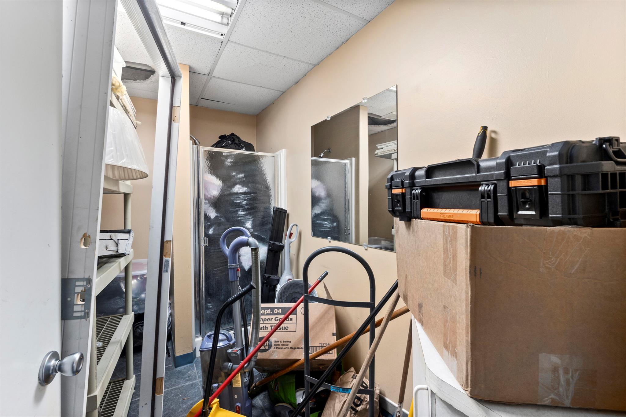 Golden Gate - Commercial Sale