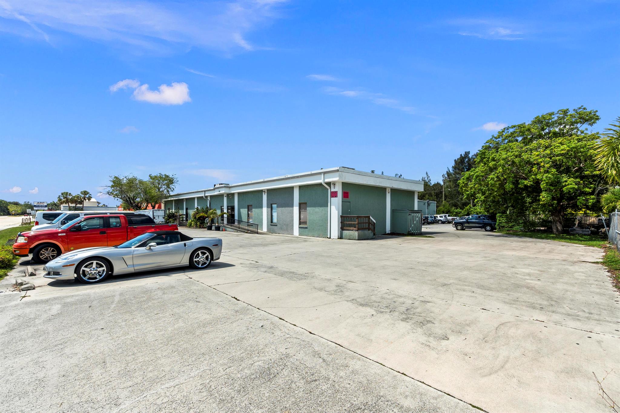 Golden Gate - Commercial Sale