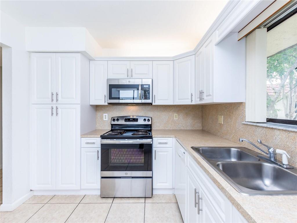 BONAVENTURE SADDLE CLUB - Residential