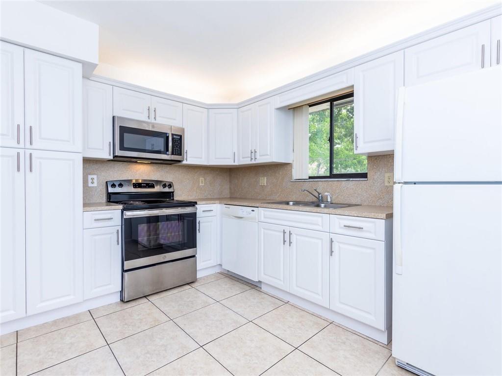 BONAVENTURE SADDLE CLUB - Residential