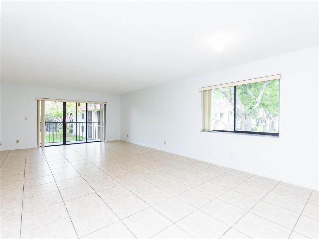 BONAVENTURE SADDLE CLUB - Residential