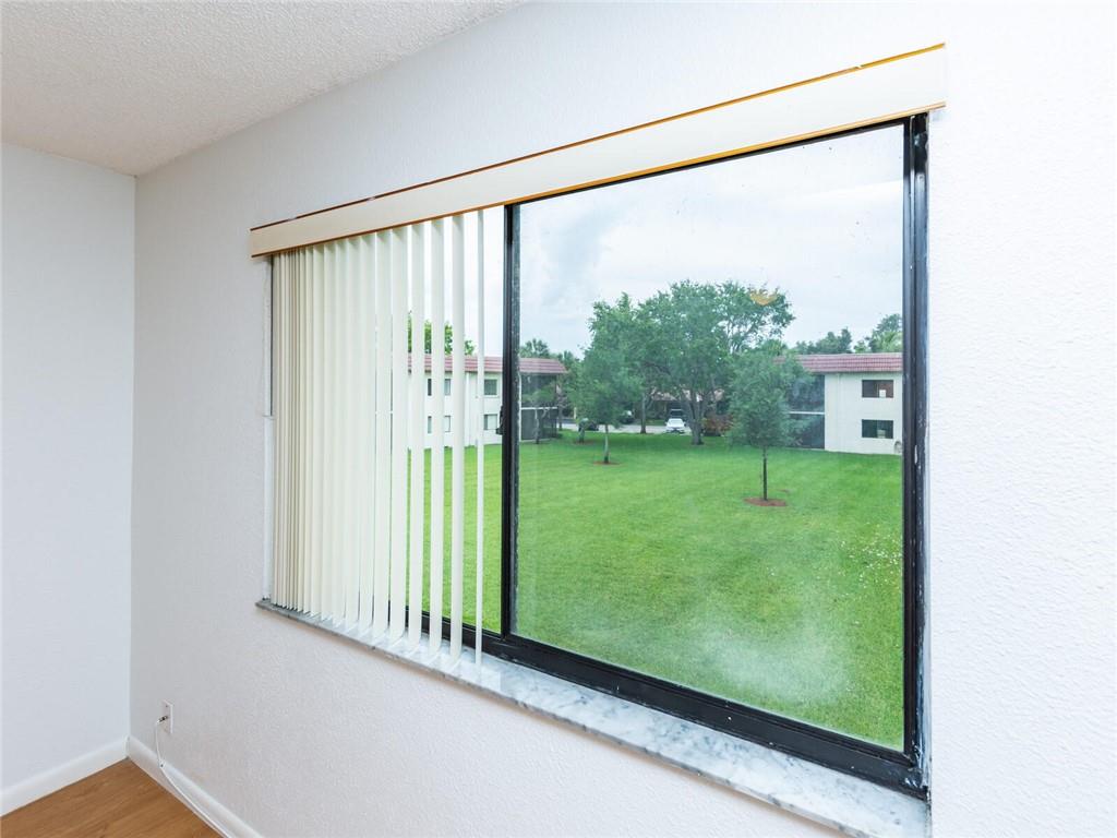 BONAVENTURE SADDLE CLUB - Residential