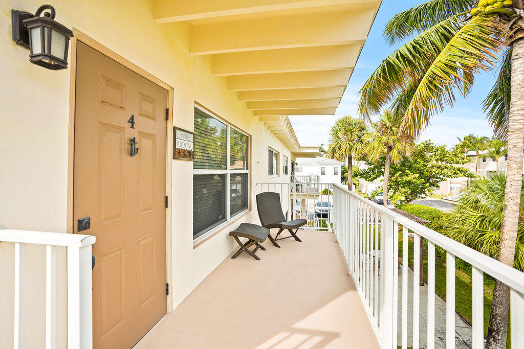 SEA ISLE OF PALM BEACH SHORES CONDO - Residential Lease