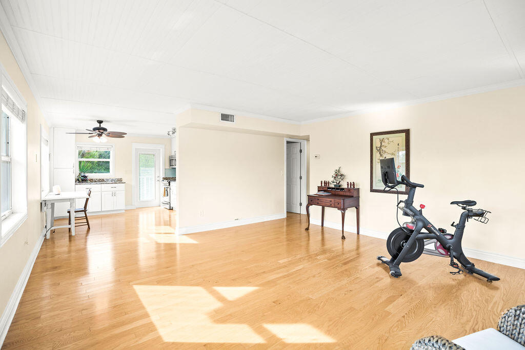SEA ISLE OF PALM BEACH SHORES CONDO - Residential Lease