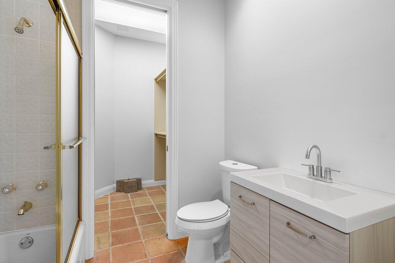 CORAL COVE / POLO CLUB - Residential