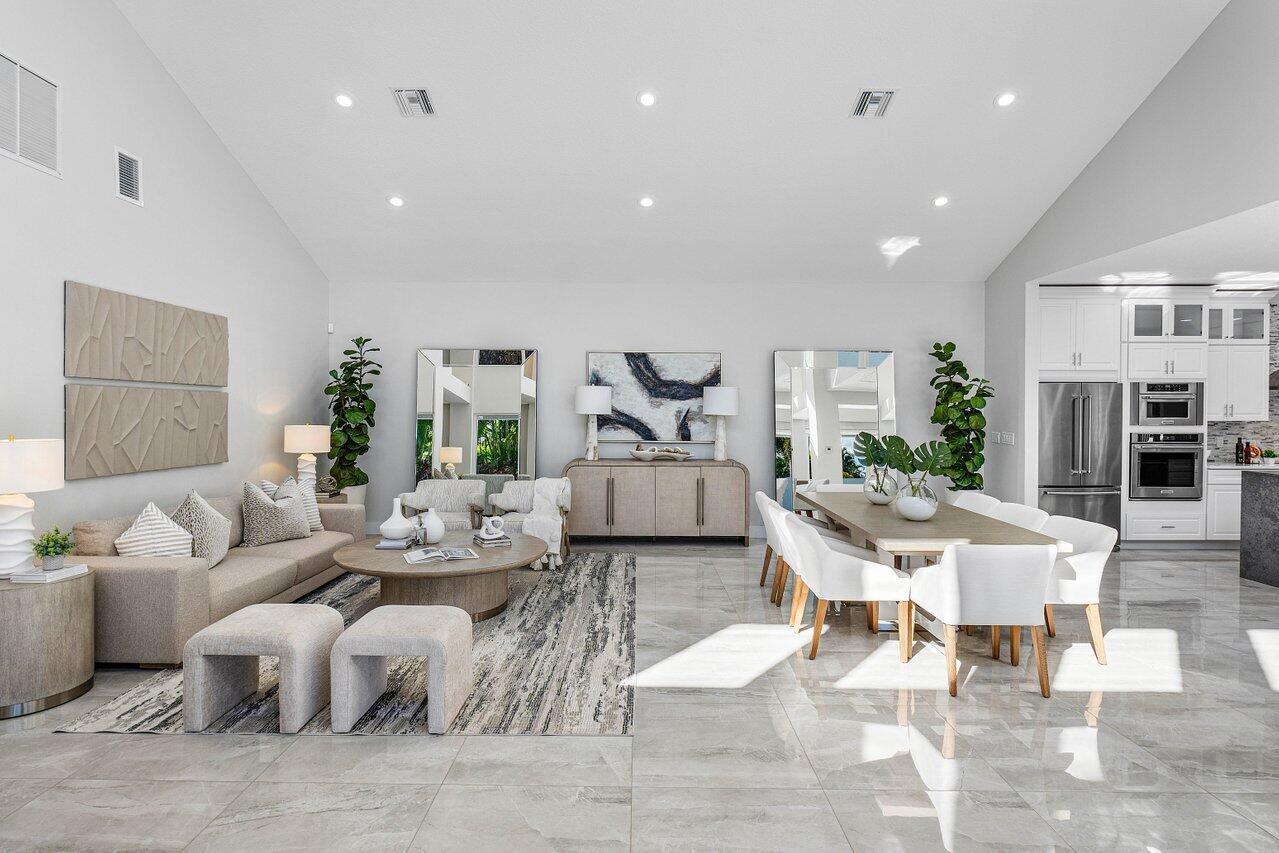 CORAL COVE / POLO CLUB - Residential