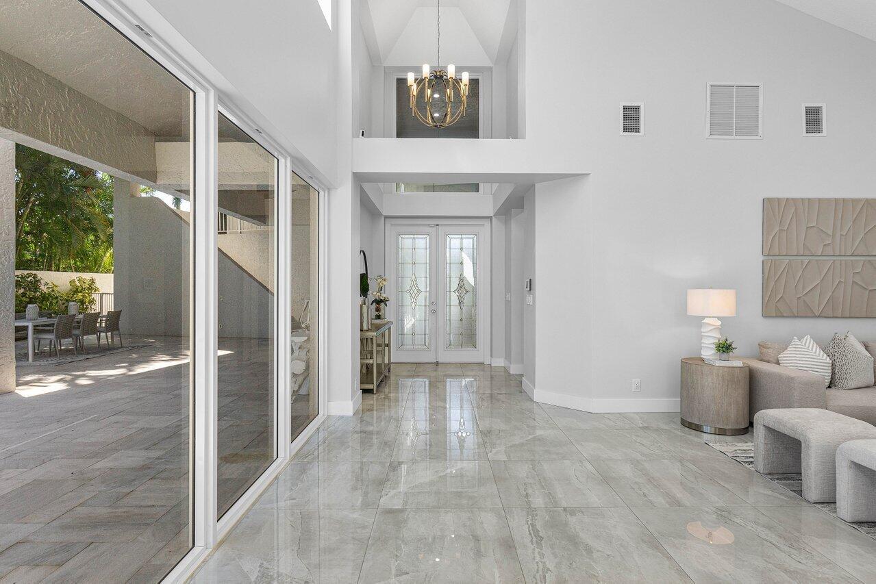 CORAL COVE / POLO CLUB - Residential