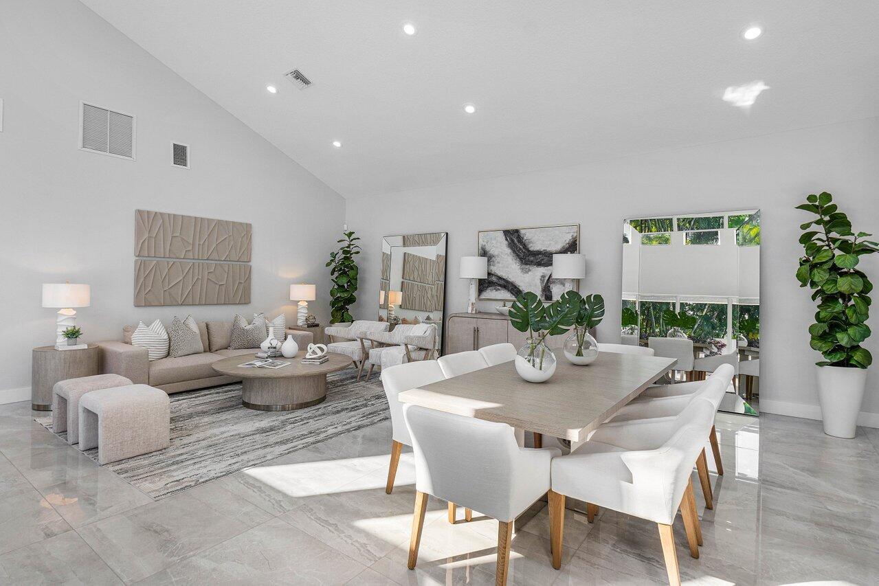 CORAL COVE / POLO CLUB - Residential