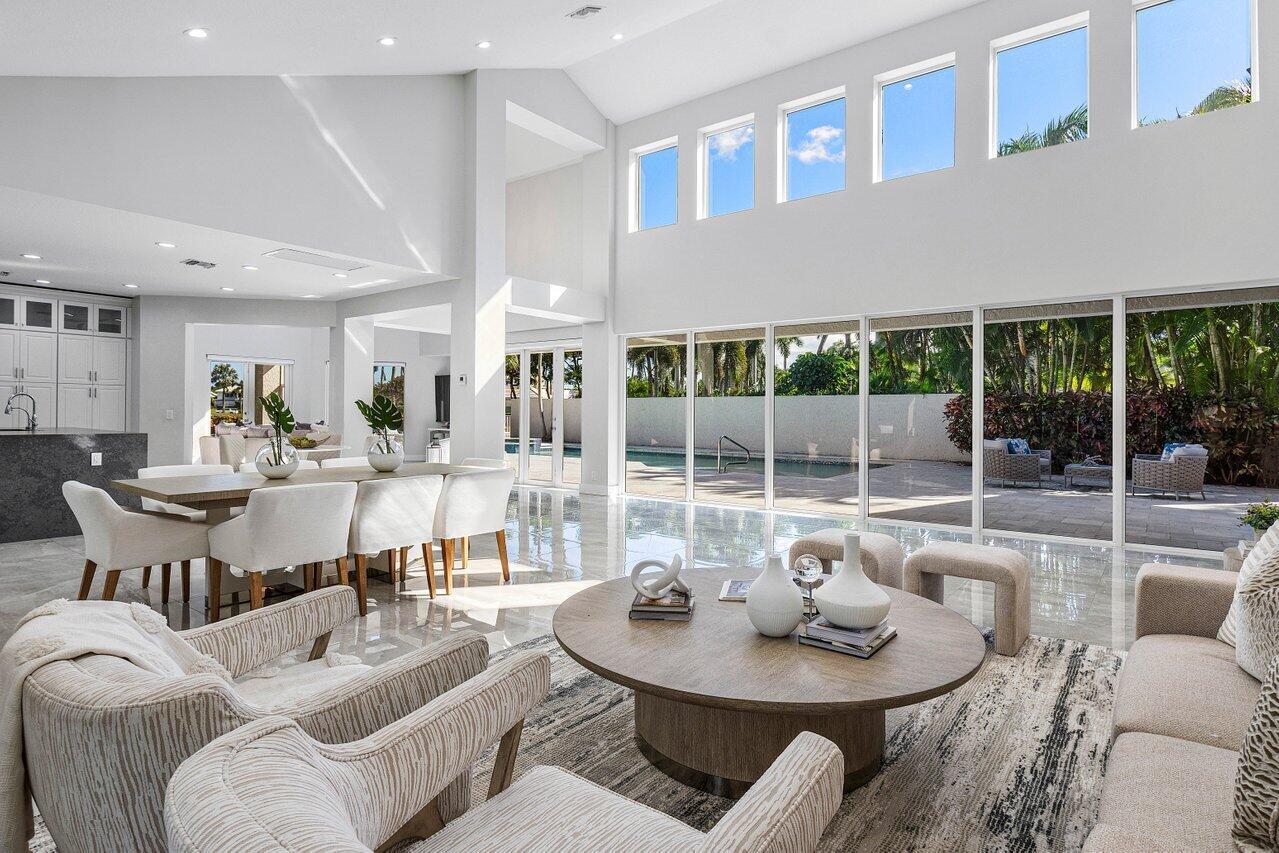 CORAL COVE / POLO CLUB - Residential