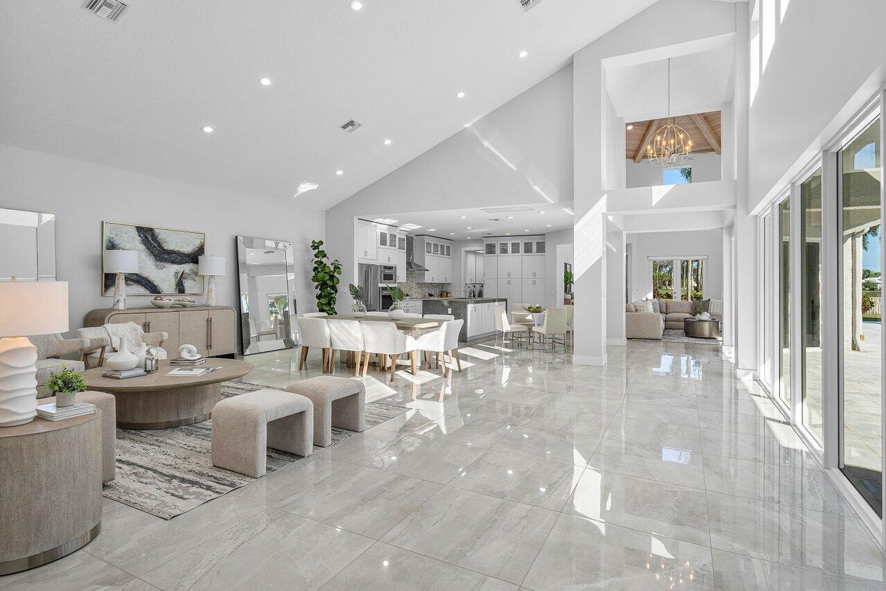 CORAL COVE / POLO CLUB - Residential