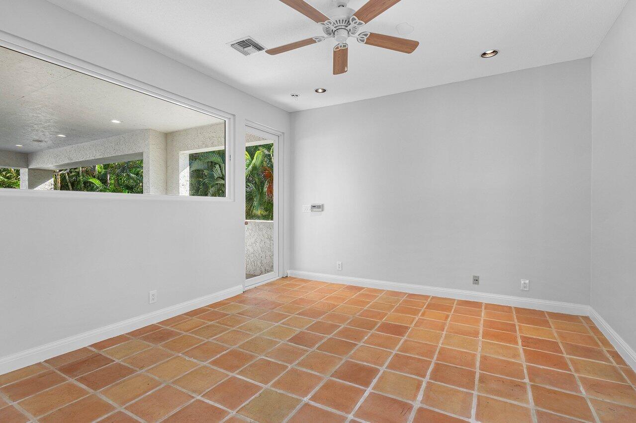 CORAL COVE / POLO CLUB - Residential