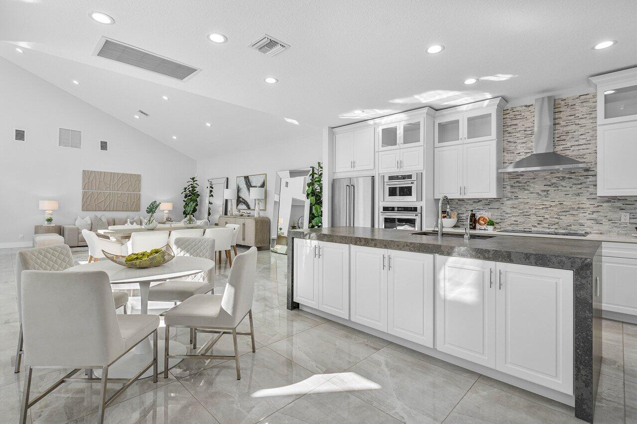 CORAL COVE / POLO CLUB - Residential