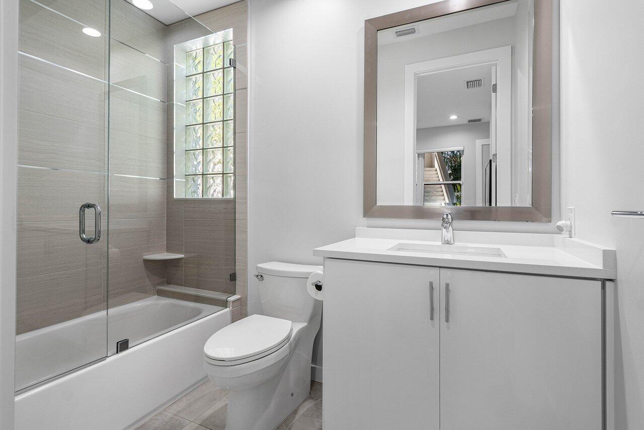 CORAL COVE / POLO CLUB - Residential