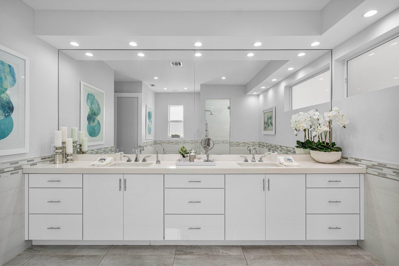 CORAL COVE / POLO CLUB - Residential