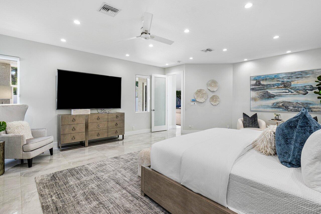 CORAL COVE / POLO CLUB - Residential