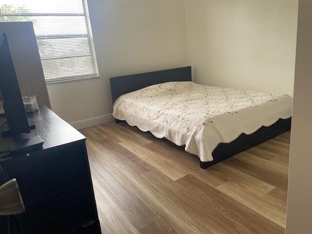 KINGS POINT CAPRI CONDOS - Residential