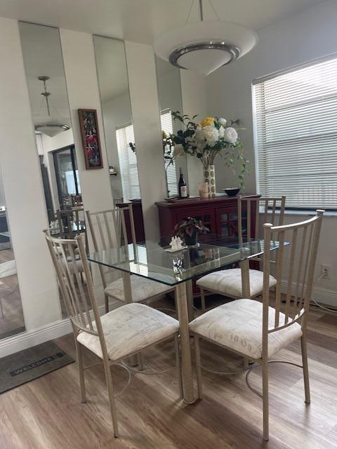 KINGS POINT CAPRI CONDOS - Residential