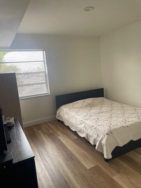 KINGS POINT CAPRI CONDOS - Residential