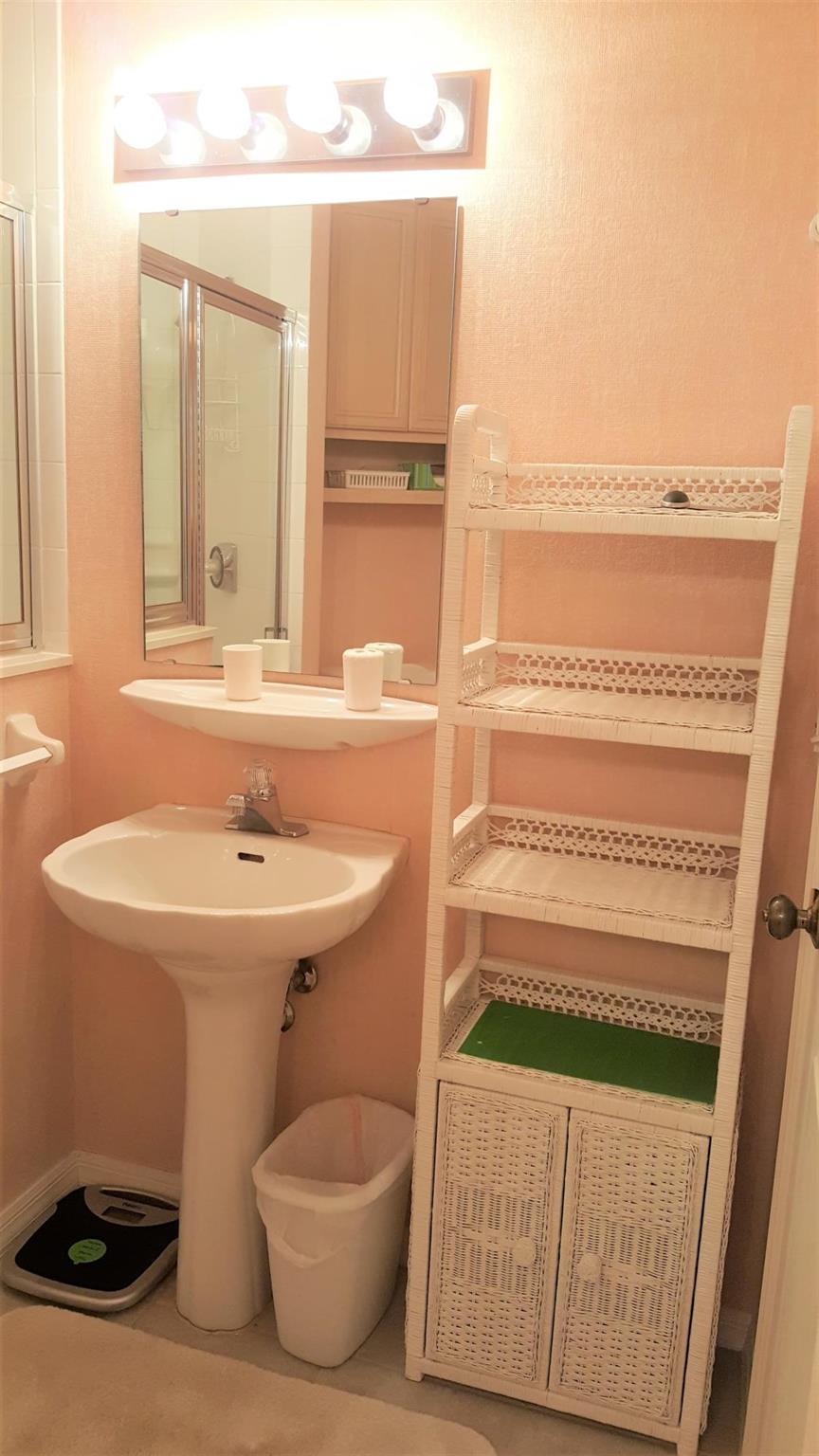 GOLF VILLAS CONDOMINIUM - Residential Lease