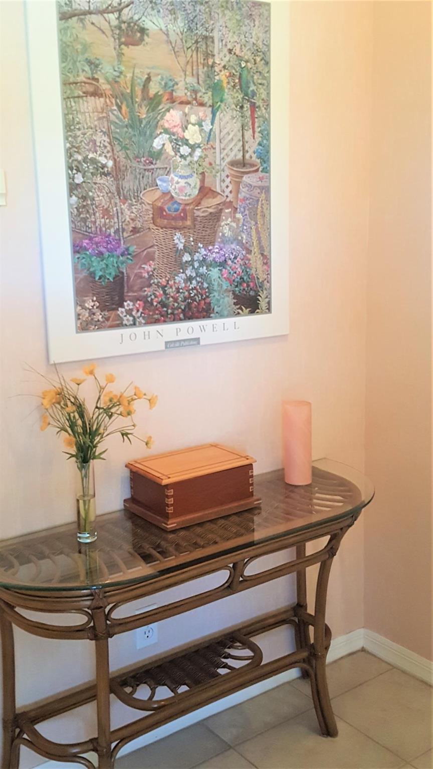 GOLF VILLAS CONDOMINIUM - Residential Lease