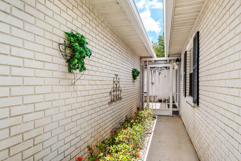 Properties 10116 S 44TH Avenue S 328