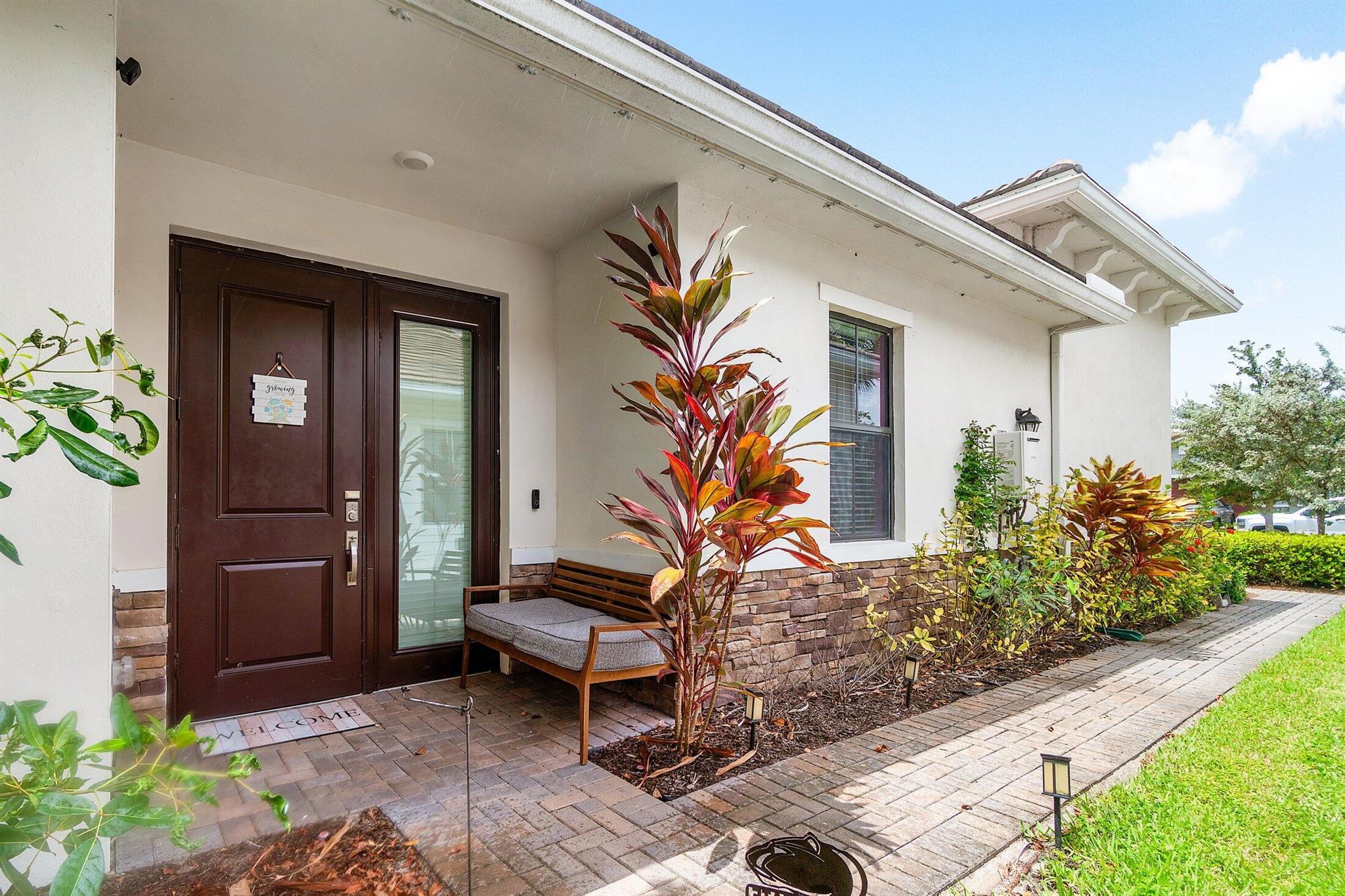 Fall in love with this stunning upgraded DR Horton villa located in the highly sought-after, award-winning Arden community! This 3-bedroom, 2-bath SMART home includes a versatile bonus room, a 2-car garage with extra storage, and shows like a model with thoughtful upgrades throughout. Just minutes from the brand new state-of-the-art Saddle View VPK-Middle School, this move-in ready home offers an open-concept layout with soaring 10 ft ceilings, crown molding, and elegant tile flooring throughout.