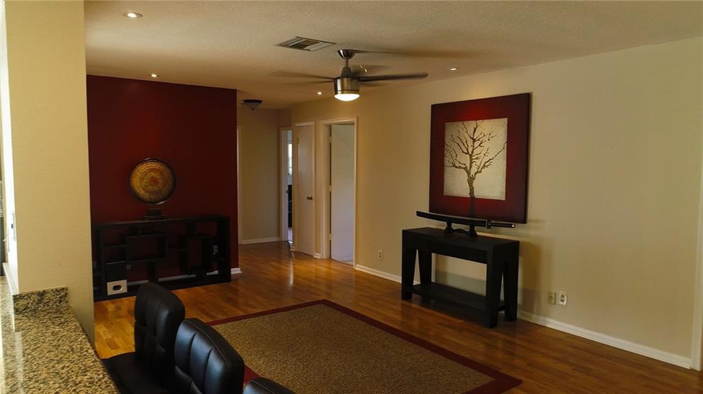 CYPRESS RUN - Residential