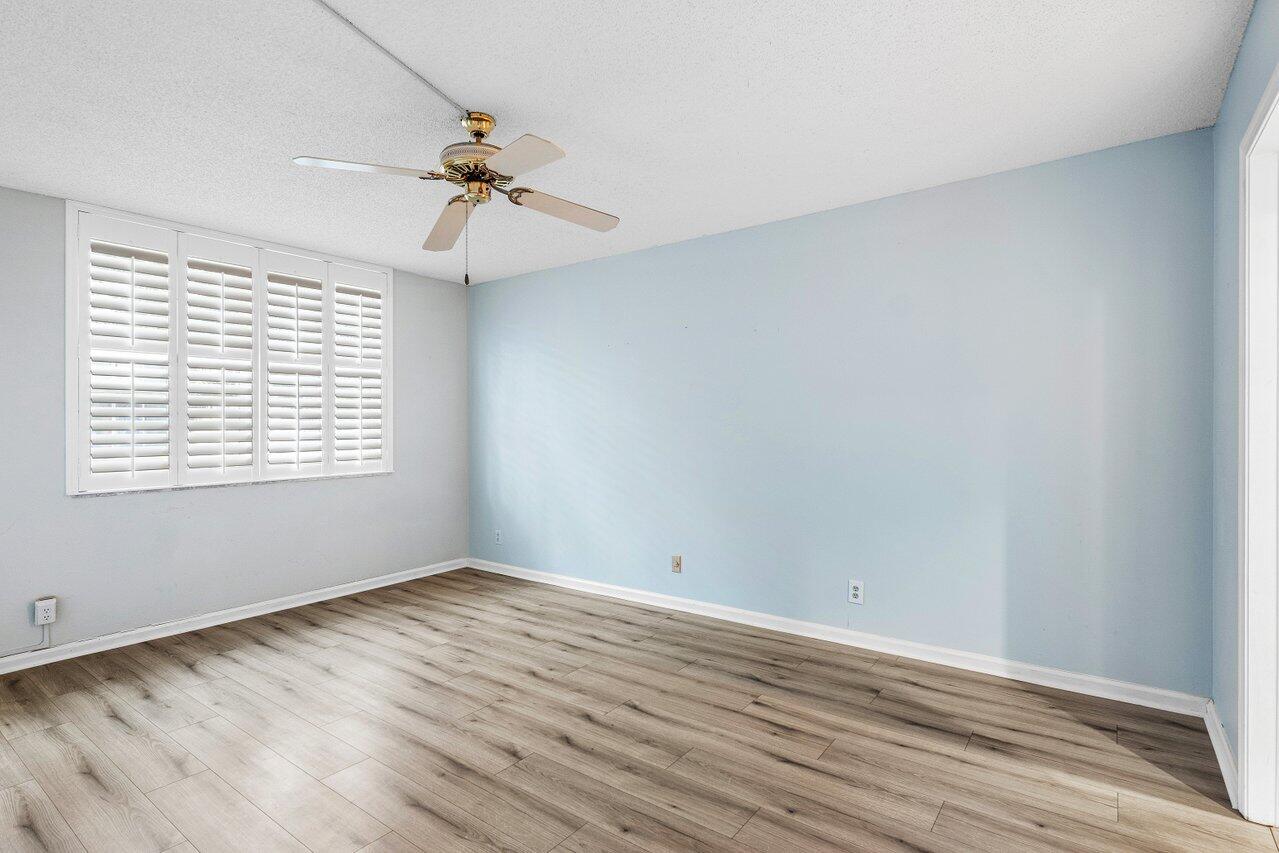 SEAGATE OF GULFSTREAM CONDO - Residential