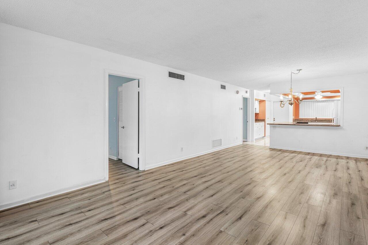 SEAGATE OF GULFSTREAM CONDO - Residential