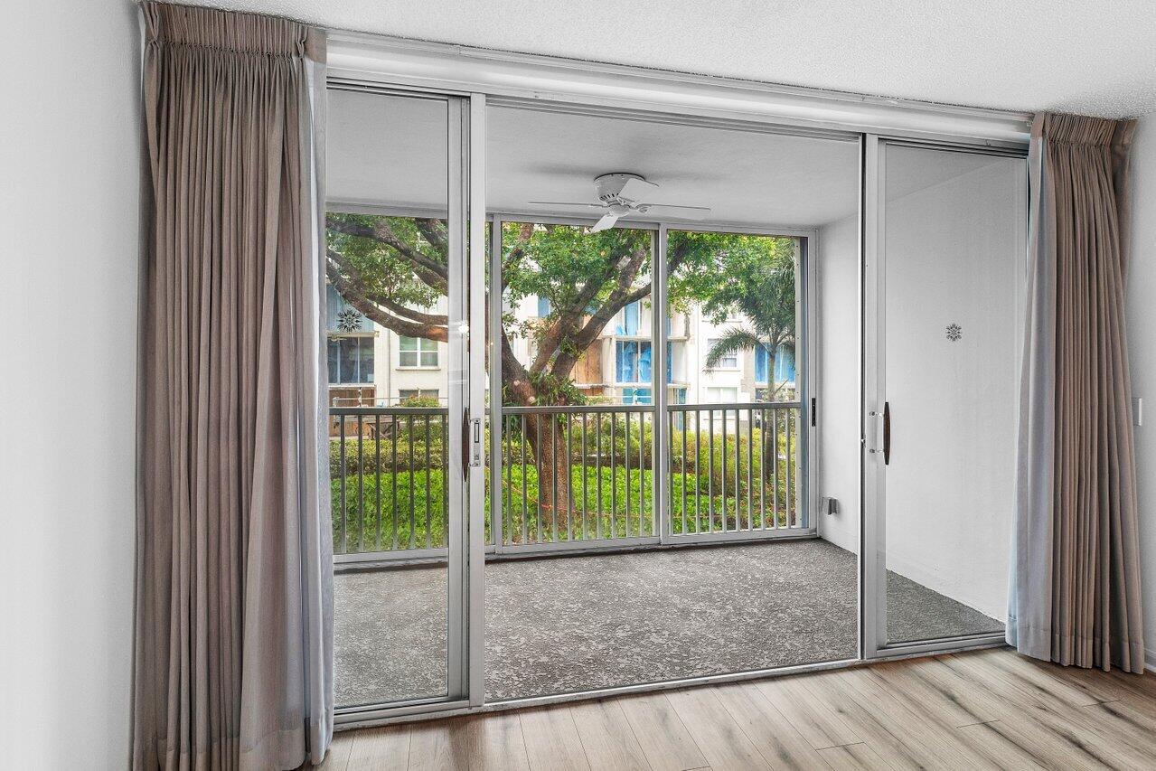 SEAGATE OF GULFSTREAM CONDO - Residential