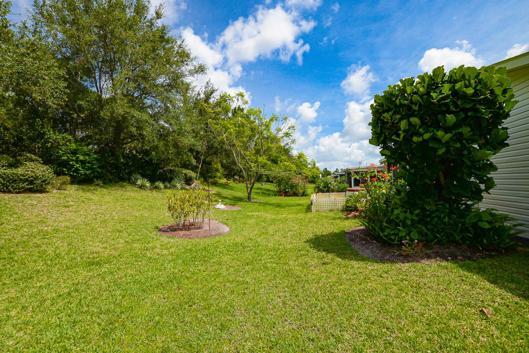 EAGLE'S RETREAT AT SAVANN - Residential