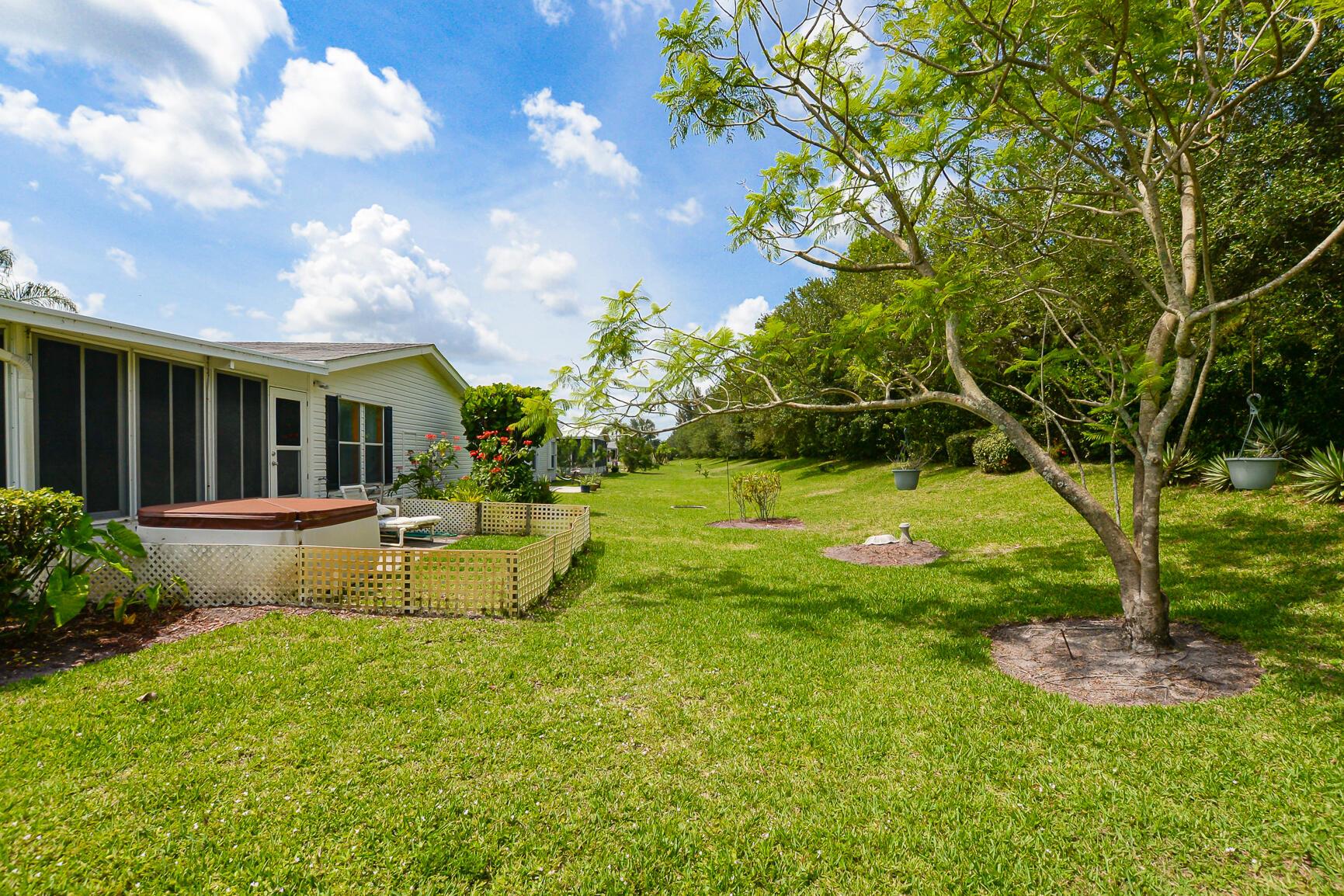 EAGLE'S RETREAT AT SAVANN - Residential