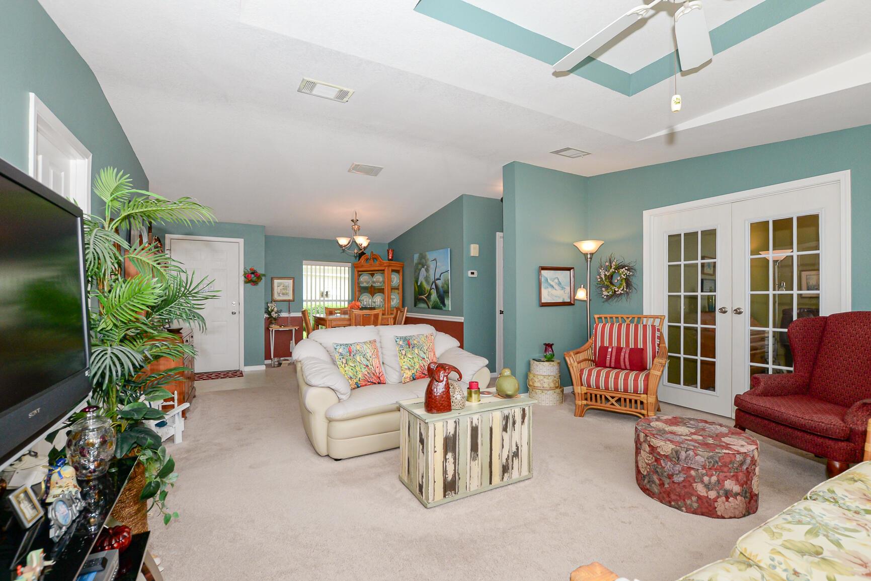 EAGLE'S RETREAT AT SAVANN - Residential