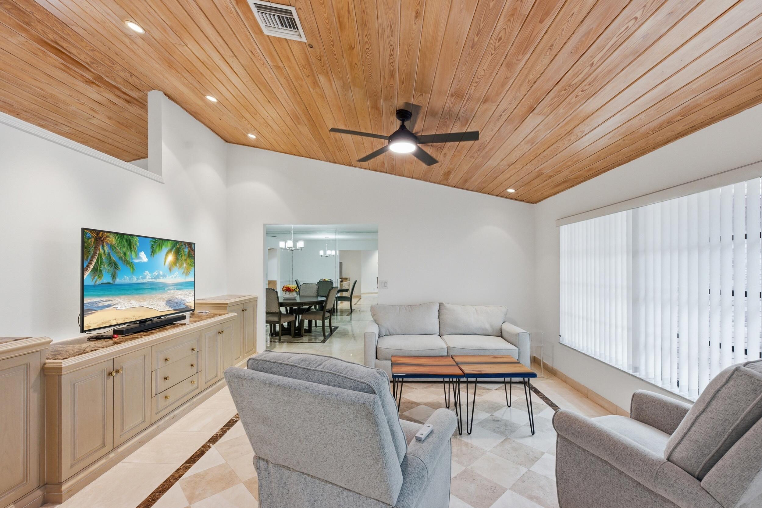 CYPRESS RUN - Residential