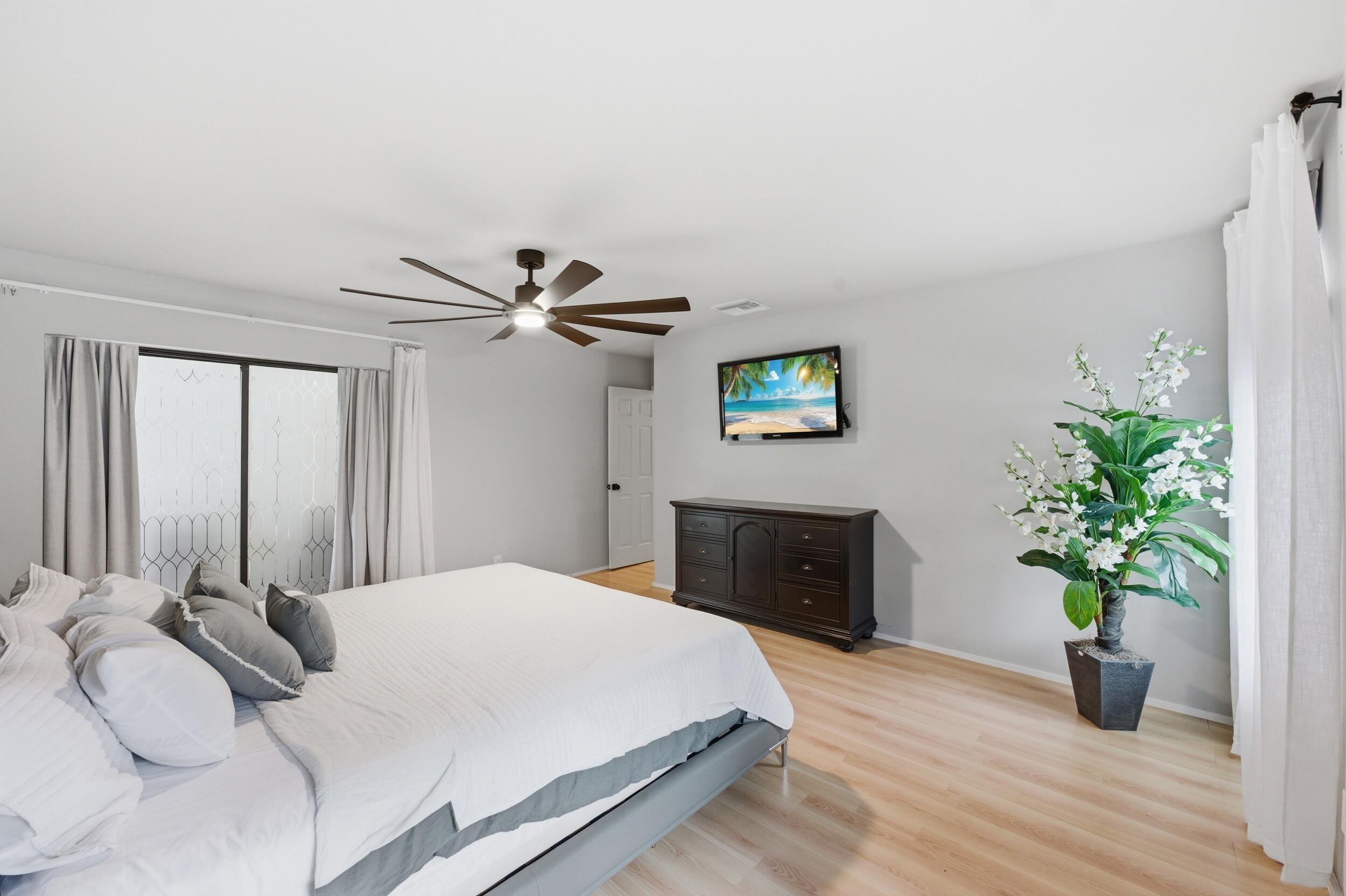 CYPRESS RUN - Residential