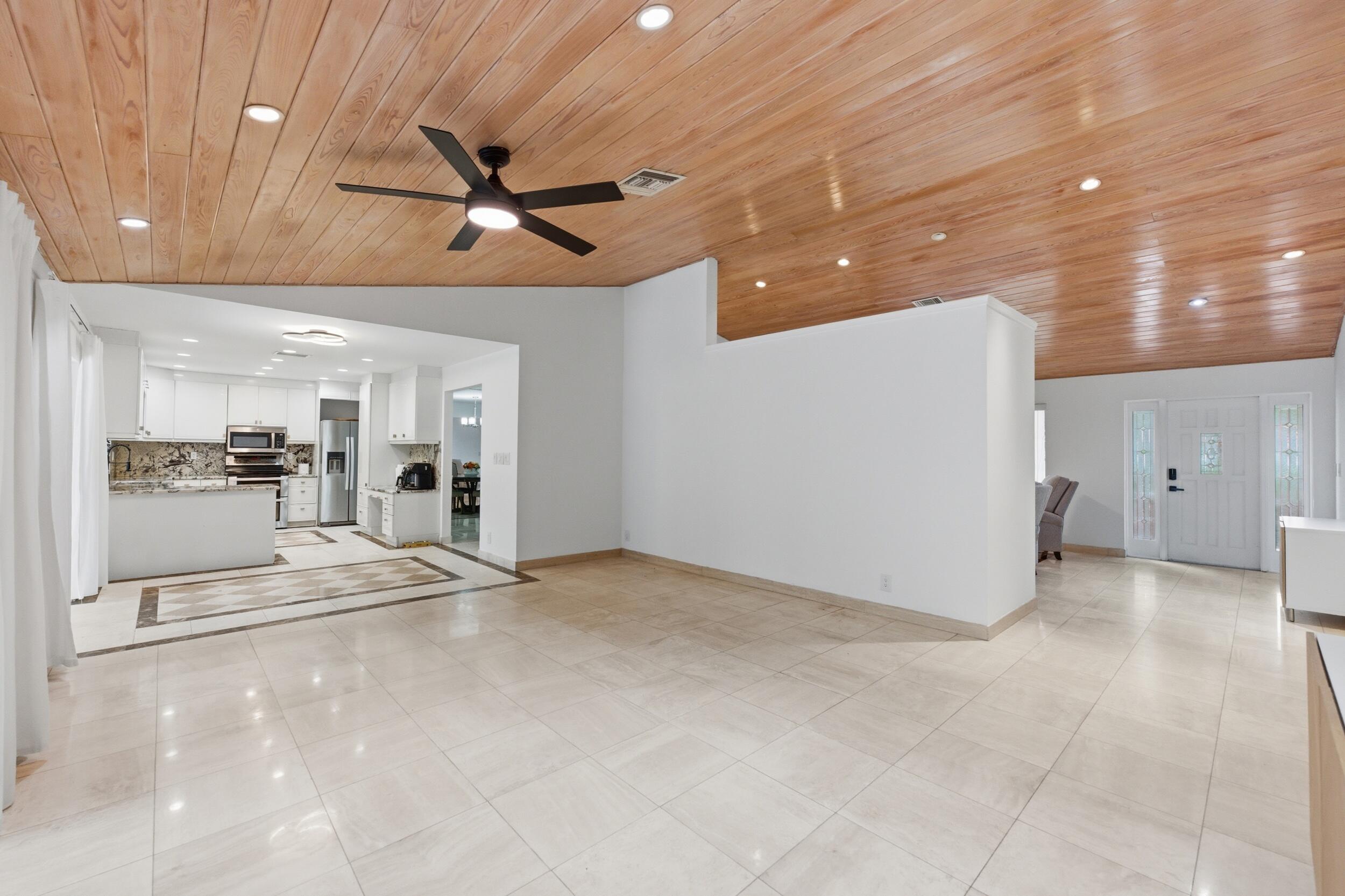 CYPRESS RUN - Residential