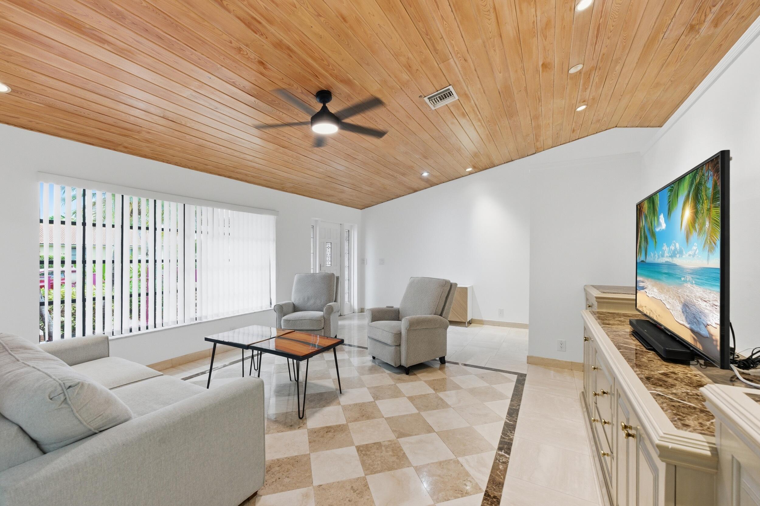 CYPRESS RUN - Residential